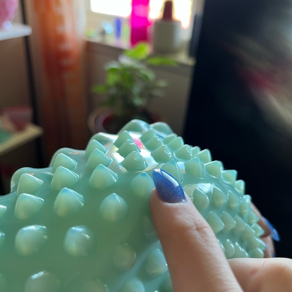 Fenton pastel green blue hobnail milk glass ruffled berry bowl / rare! - Picture 11 of 14